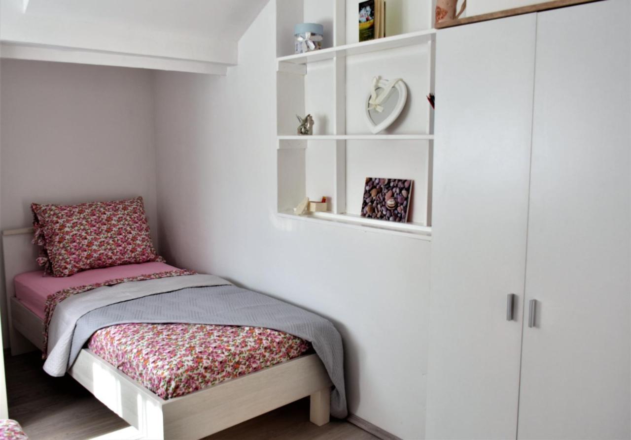 Mravince Apartment Meryl מראה חיצוני תמונה
