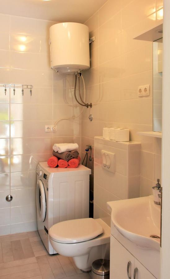 Mravince Apartment Meryl מראה חיצוני תמונה